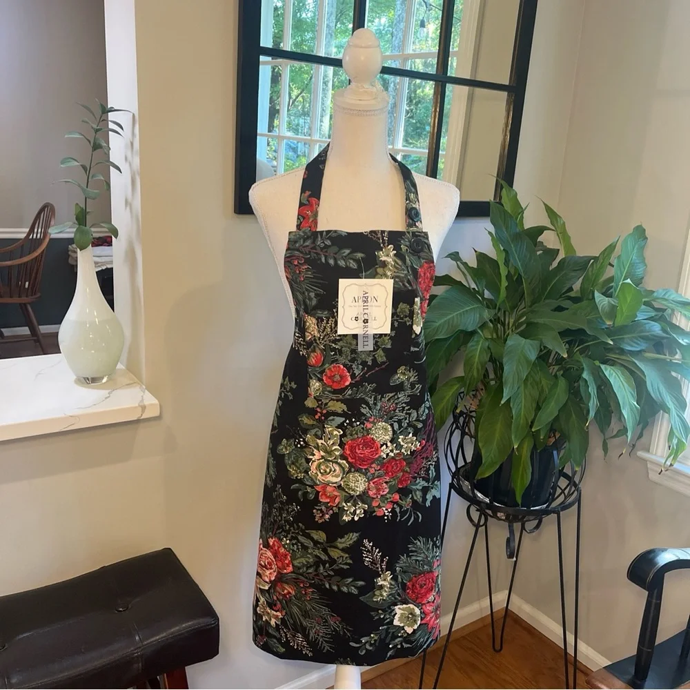 April Cornel Merry Black Apron Holly Berries Roses NWT